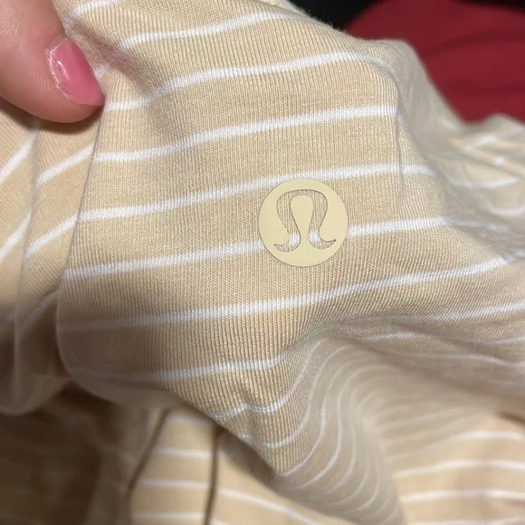 Lululemon stripe crew neck 2 - Picture 5 of 6